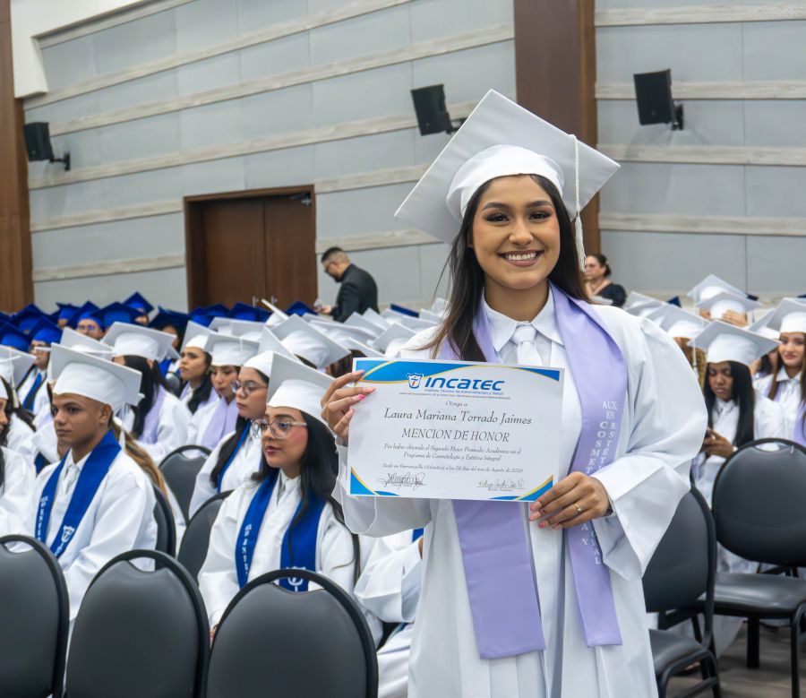 Orgullo INCATEC: Revive los mejores momentos de la Entrega de Certificados 2026-A