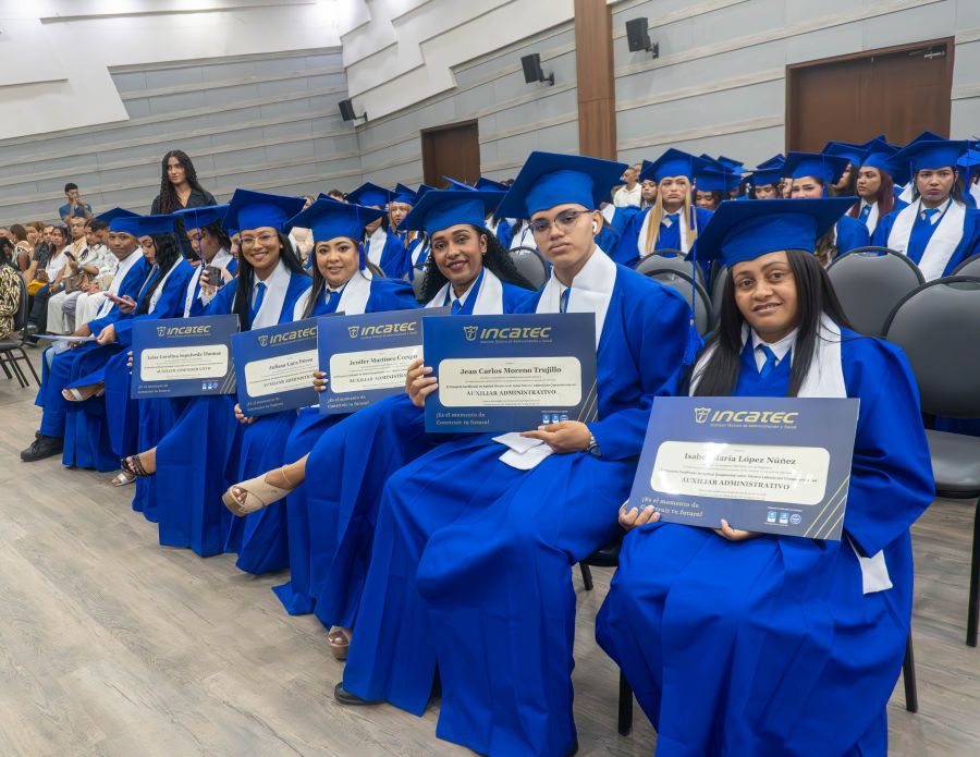 Orgullo INCATEC: Revive los mejores momentos de la Entrega de Certificados 2026-A